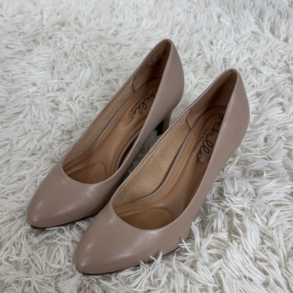 Elegant Taupe Women's Pumps
